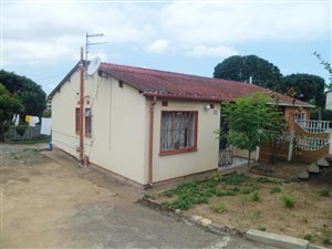2 Bed Townhouse in Trenance Manor