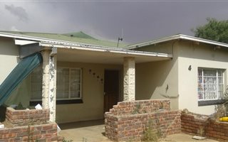 3 Bedroom House in Hennenman