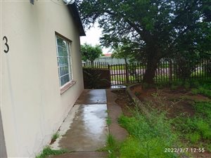4 Bed House in Tarkastad