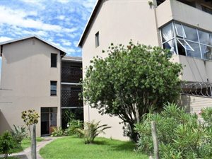 2 Bed Apartment in Pinetown Central