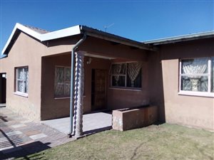 3 Bed House in Reiger Park