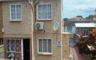 3 Bedroom Apartment in Eastbury