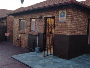 3 Bed House in Jan Niemand Park