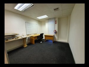 134 m² Office Space in La Lucia