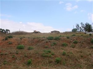930 m² Land available in Clansthal