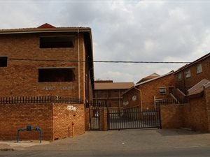 2 Bed Apartment in Kempton Park Central