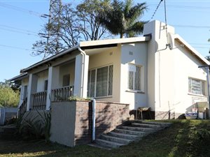 4 Bed House in Pinetown Central