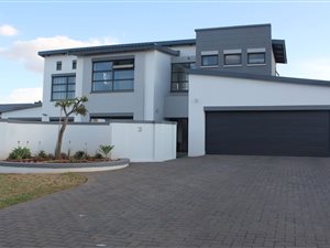3 Bed House in Midstream Meadows