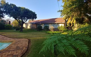 3 Bedroom House in Alphen Park