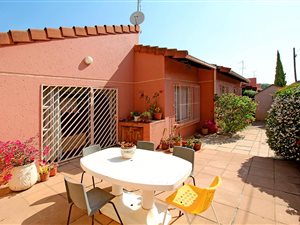 3 Bed Apartment in Rouxville