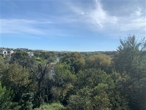 838 m² Land available in Helderfontein Estate
