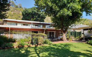 4 Bedroom House in Rietondale