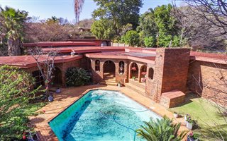 5 Bedroom House in Meyerspark