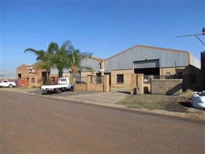 1000 m² Industrial space in Rosslyn