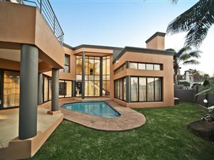 4 Bed House in Kensington