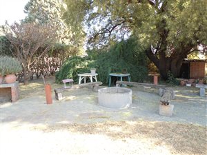 4 Bed House in Estoire
