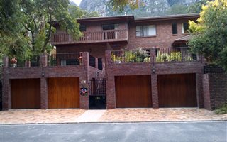 3 Bedroom Townhouse in Newlands