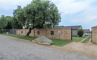 3 Bedroom House in Witpoortjie