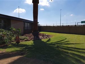 4 Bed House in Bonaero Park