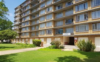 3 Bedroom Apartment in Queenswood