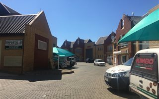 475 m² Industrial space in Sunnyrock