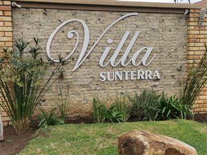 3 Bed Townhouse in Brackendowns