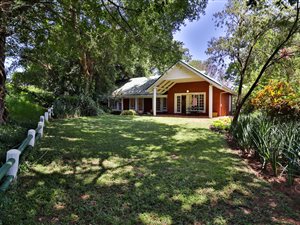 3 Bed House in Mt Edgecombe Estate 1 & 2