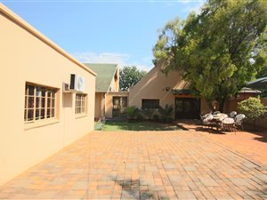 36 m² Office Space in Clubview