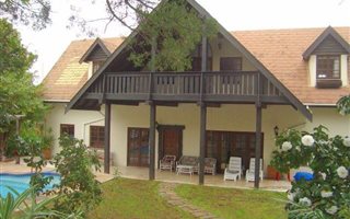 4 Bedroom House in Paradise