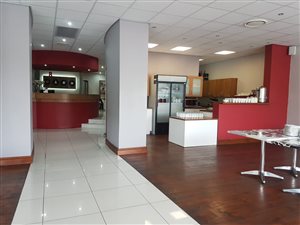 332 m² Commercial space in Paarl