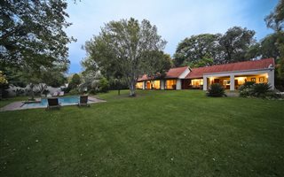4 Bedroom House in Riepen Park