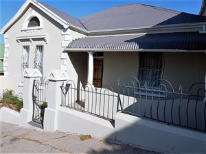 3 Bed House in Richmond Hill
