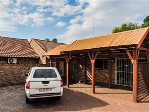 3 Bedroom House in Montana Park