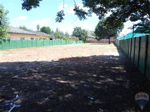 1428 m² Land available in Die Bult