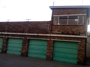 2 Bed Apartment in Vanderbijlpark CW3