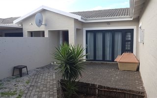 3 Bedroom House in Charlo