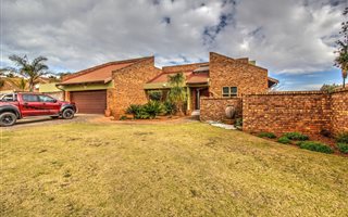 3 Bedroom House in Blue Gill