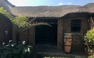 2 Bedroom Garden Cottage in Roodeplaat