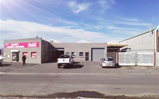1050 m² Commercial space in Bellville Central