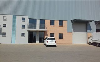 451 m² Commercial space in The Willows