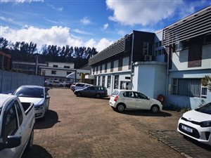 1572 m² Commercial space in Wentworth
