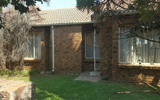 3 Bedroom Townhouse in Dalpark