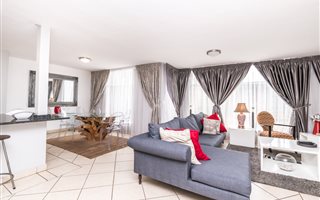 3 Bedroom House in Maroelana