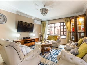 3 Bed Apartment in Morningside
