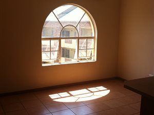 1 Bed Apartment in Halfway House