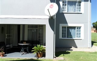 2 Bedroom Townhouse in Meyersdal