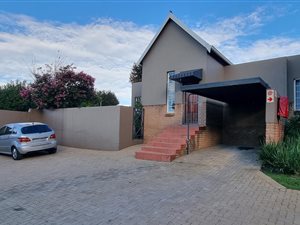 2 Bed Townhouse in Radiokop