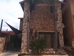 3 Bed House in Bronkhorstbaai