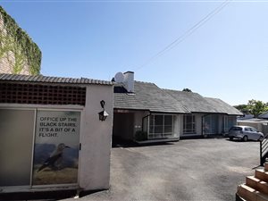 600 m² Commercial space in Fontainebleau