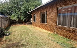 3 Bedroom House in Oos-Einde